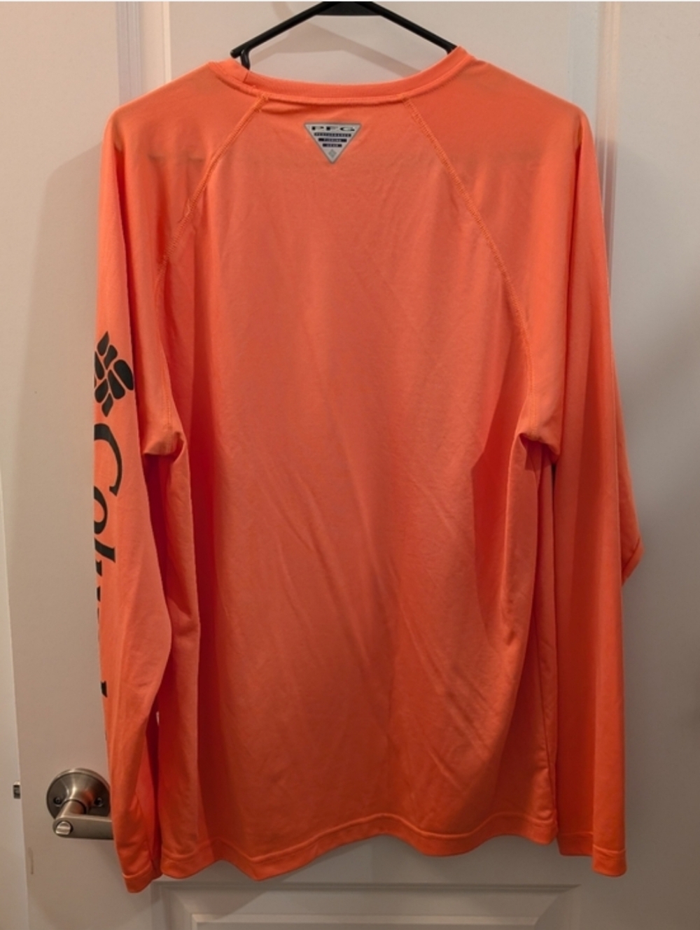 Men's Columbia PFG Omni-Shade Sun Shirt - Picture 2 of 11